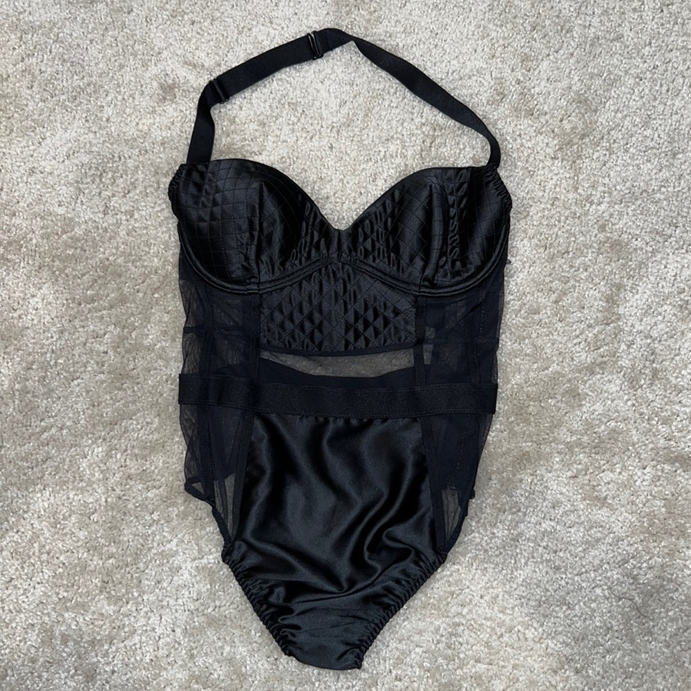 NWOT Victoria’s Secret black thong teddy. 32C